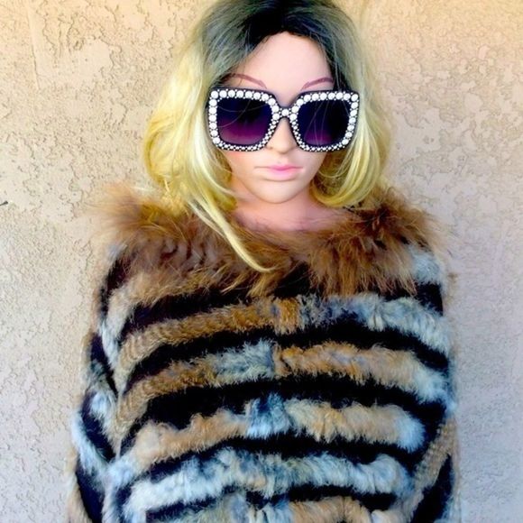 Dino Gaspari Montreal Fur Cape/poncho/sweater EUC - Picture 2 of 8